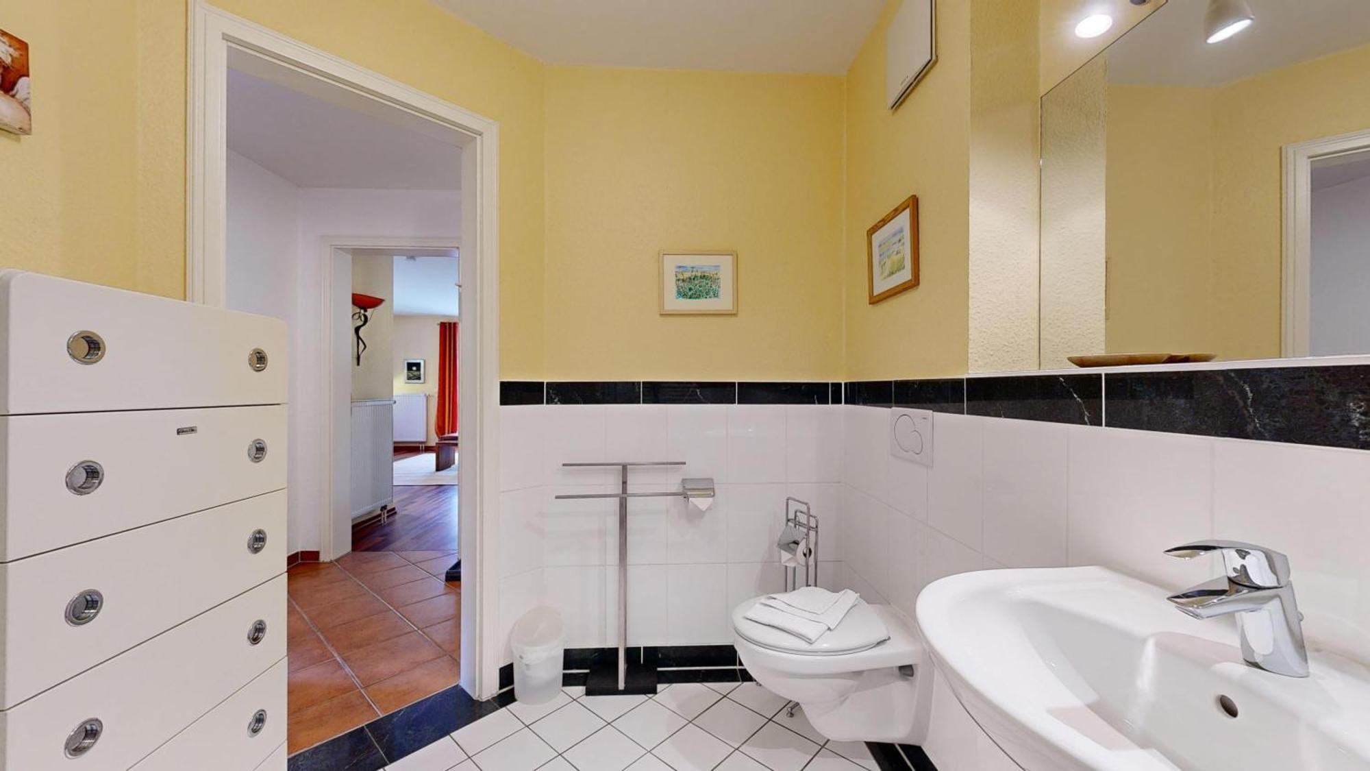 Strandnahe Fewos Mit 2 Schlafzimmern Und Balkon, Residenz Prorer Wiek, Binz Exterior foto